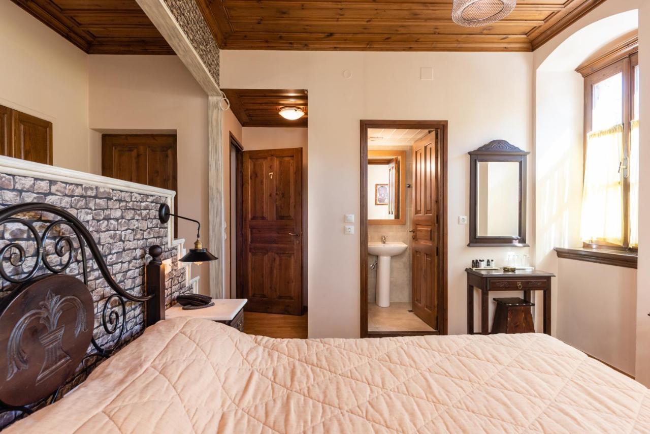 Kaza Guesthouse Dimitsana Exteriör bild