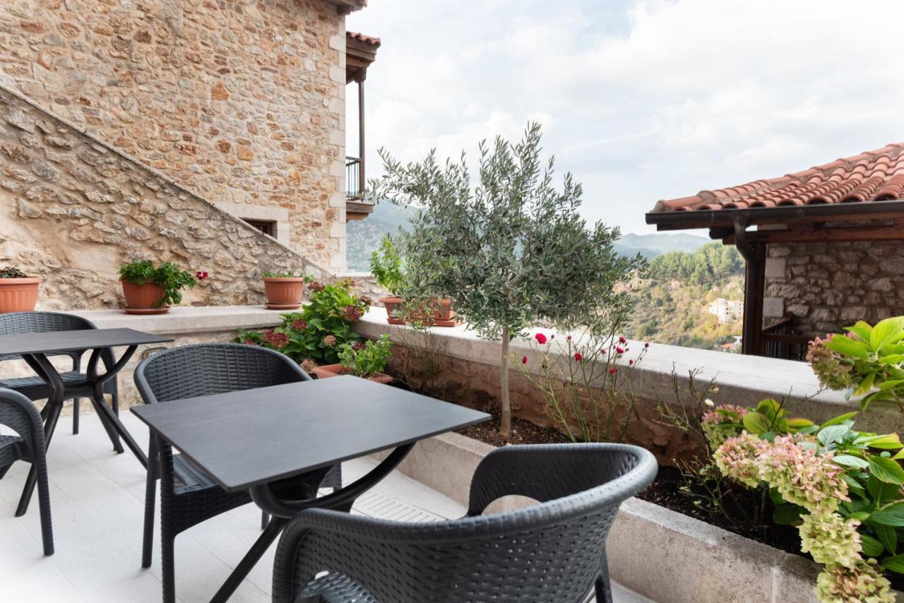 Kaza Guesthouse Dimitsana Exteriör bild